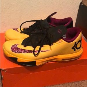 Size 11 KD 6 “Peanut Butter & Jelly